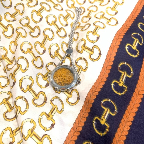 114. Bracelet Silver Stainless Steel Mango Box - Picture 2 of 4